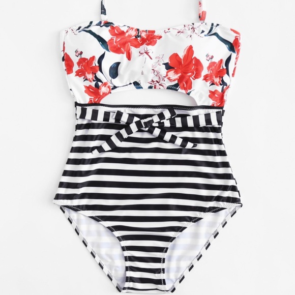 Swimsuits - Picture 2 of 2